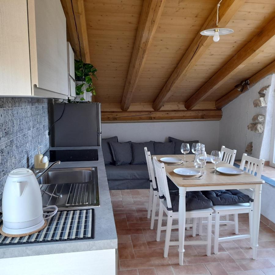Ca Di Pippo "Tasso" Appartamento Ristrutturato 奥尔科费利诺 外观 照片